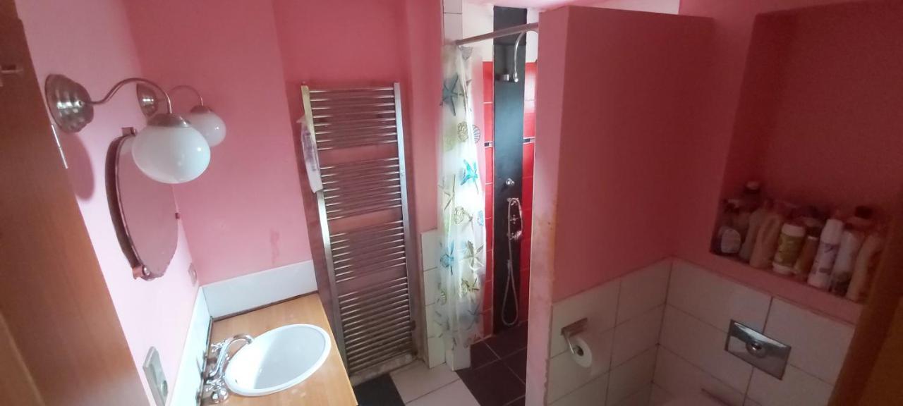 Chata U Rybnika Msecke Zehrovice Exteriör bild
