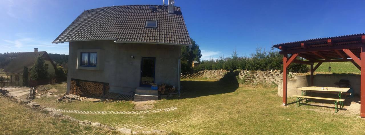 Chata U Rybnika Msecke Zehrovice Exteriör bild